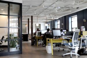 1 3 tips for a successful commercial move