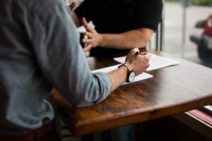 1 4 questions to ask before hiring a moving company